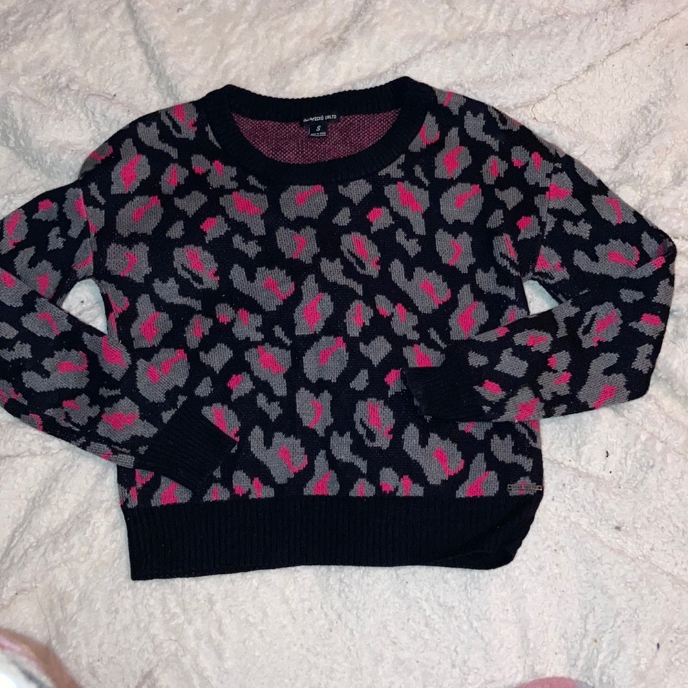 Ecko Unltd Cheetah Print Cropped Sweater